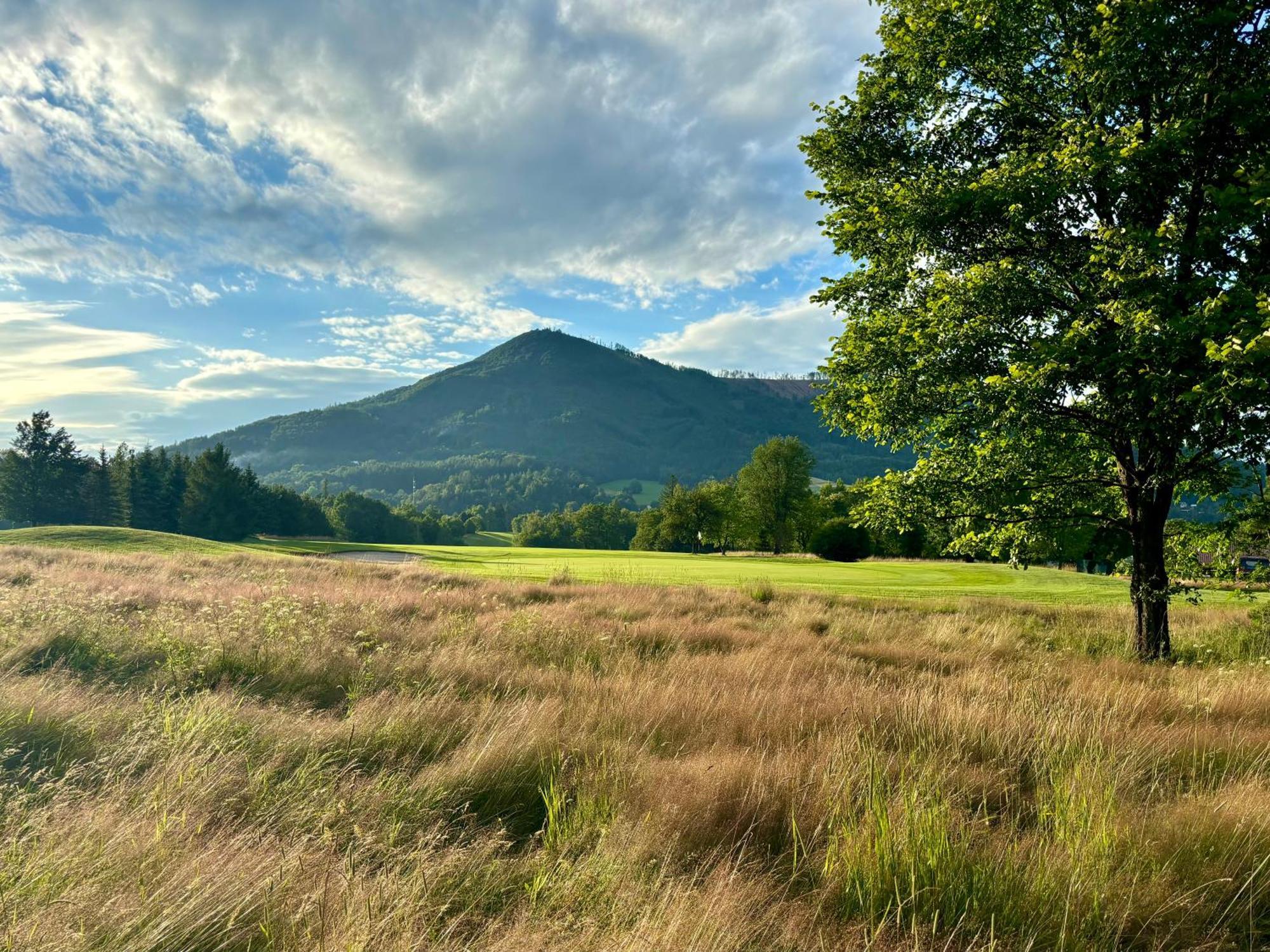 Teehouse Golf Apartment Čeladná 外观 照片